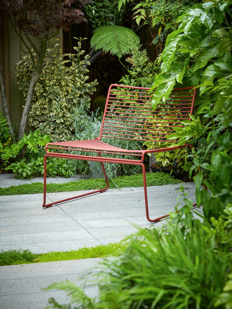 «Schellevis»-Betonplatten strahlen dank ihrer offenporigen Struktur Natürlichkeit aus. Sie sind in vielen Abmessungen erhältlich. Green Style Holland GmbH, www.green-style.ch