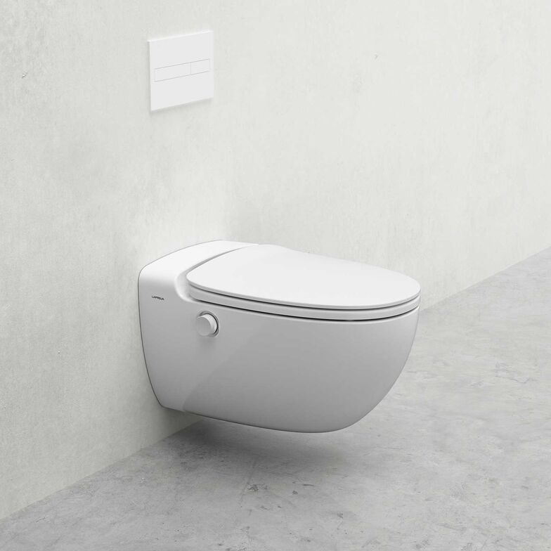 Verschiedene Modelle gibt es auch bei den Dusch-WCs von LaPreva. Der Wasserstrahl kann in unterschiedlichen Stärken eingestellt werden, und der Föhn temperiert die Trocknungsluft. Wer das Maximum an Komfort herausholen will, kann mit dem «LaPreva P1S» zusätzlich eine Auto-Open-Funktion und eine Sitzheizung erhalten. www.lapreva.com